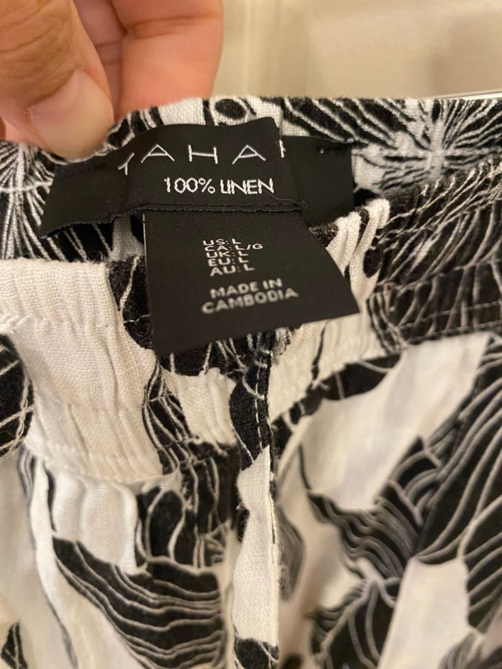 Tahari New without Tag Black and White Floral 100% Linen Wide Leg Pants - Picture 4 of 4